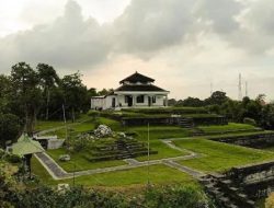 Panduan Lengkap Wisata Giri Kuno Gresik: Lokasi, Harga Tiket, dan Semua yang Perlu Kamu Tahu