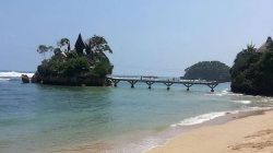 Pantai Muara Gembong: Di Balik Label Ekowisata, Ada Kampung yang Perlahan Tenggelam